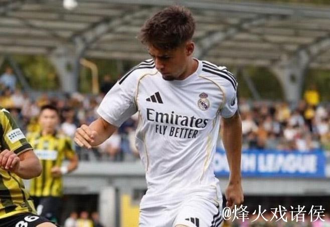 皇马19岁左后卫巴尔德佩尼亚斯有望首秀,本周欧 皇马19岁左后卫巴尔德佩尼亚斯有望首秀,本周欧