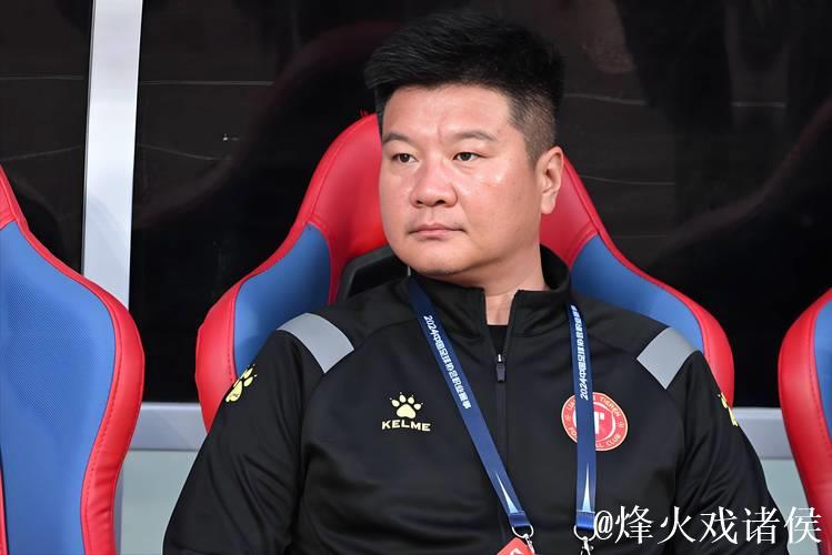 李金羽:打造年轻化有朝气有冲劲球队,结合团队需求选外援 李金羽:打造年轻化有朝气有冲劲球队,结合团队需求选外援