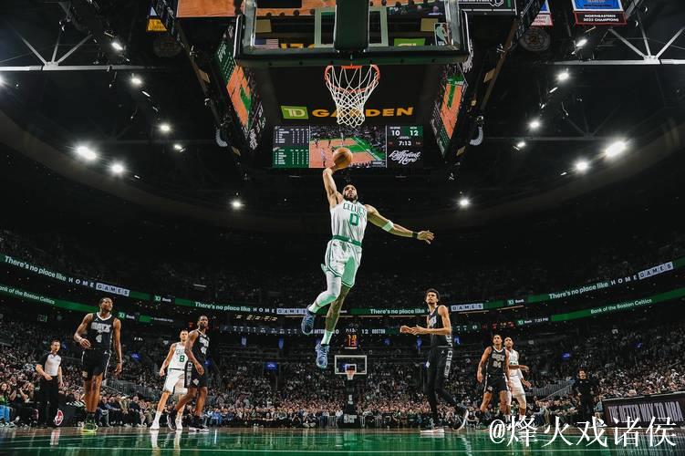 塔图姆砍下37分助绿军击败活塞获3连胜 雷霆狂胜公牛